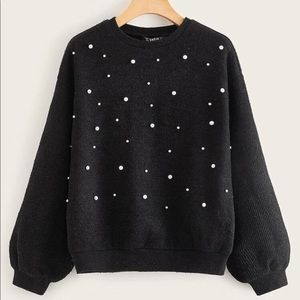 ✨NEW✨Drop shoulder pullover with pearls